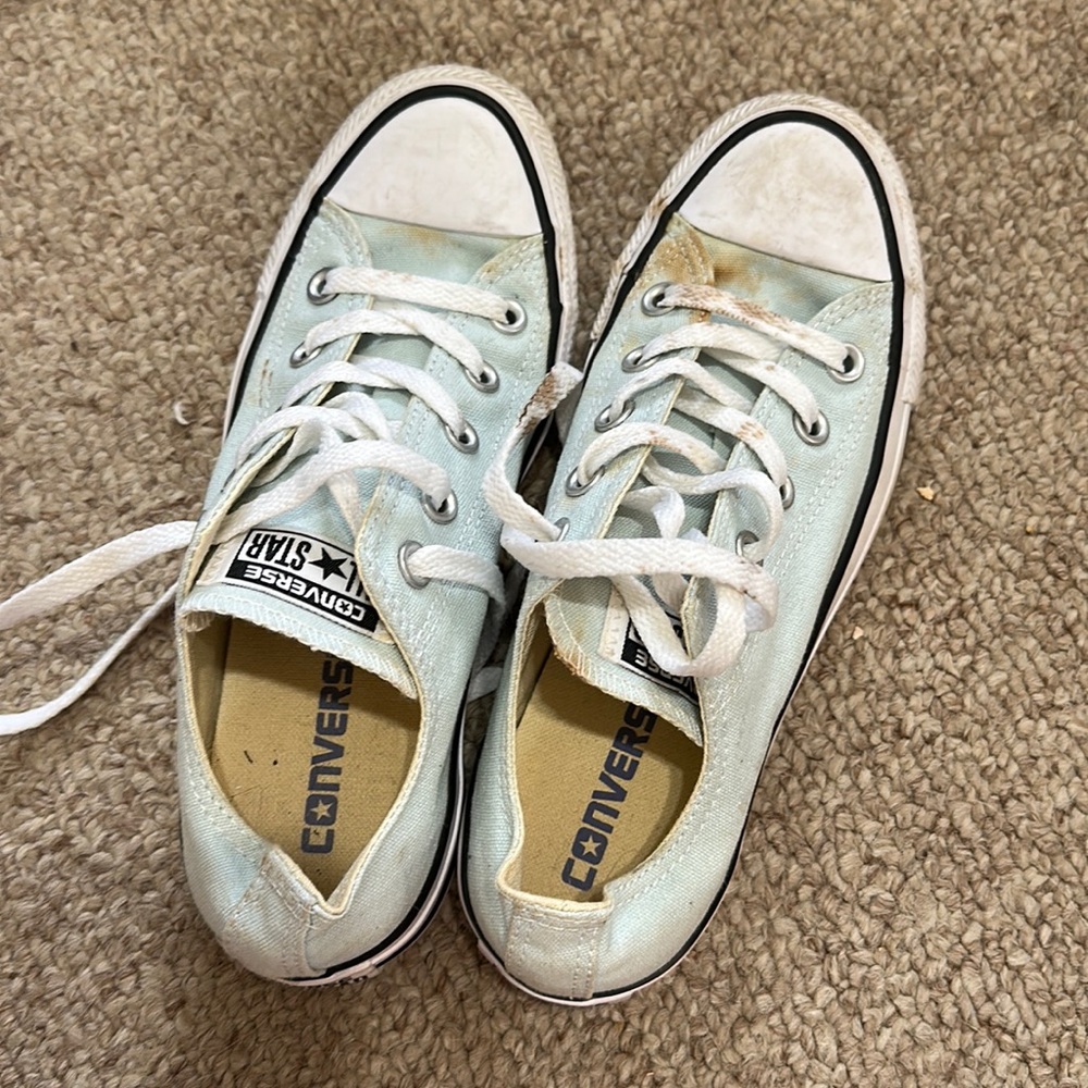 Light Blue Converse Low tops